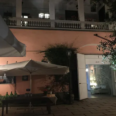 Corte 77 Bed & Breakfast